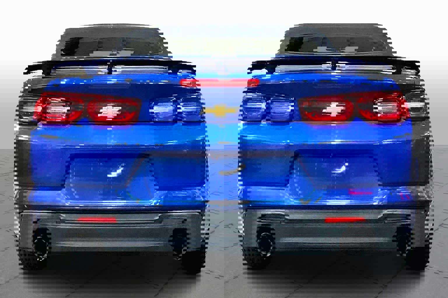 Used 2020 Chevrolet Camaro LT image 4