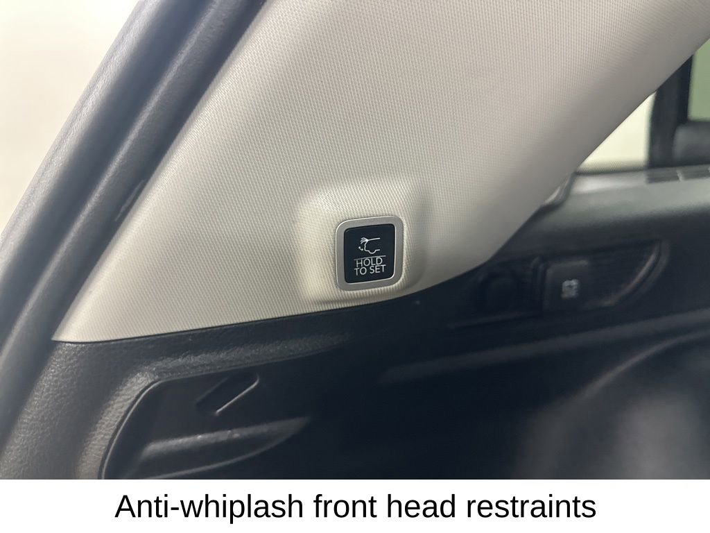 Used 2023 Jeep Grand Cherokee Limited w/ Black Appearance Package image 30