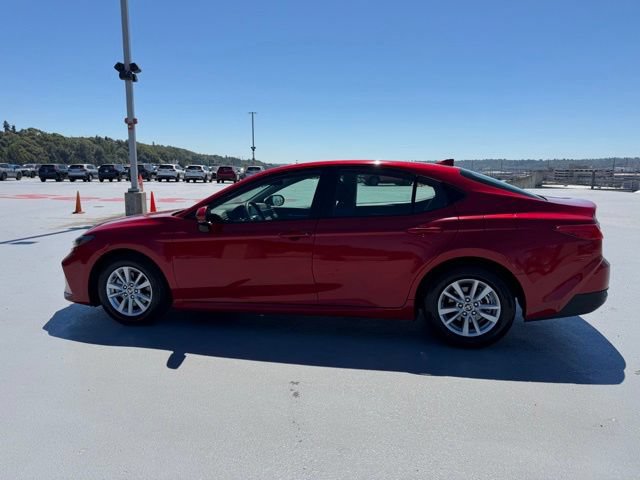 Used 2025 Toyota Camry LE FWD image 6