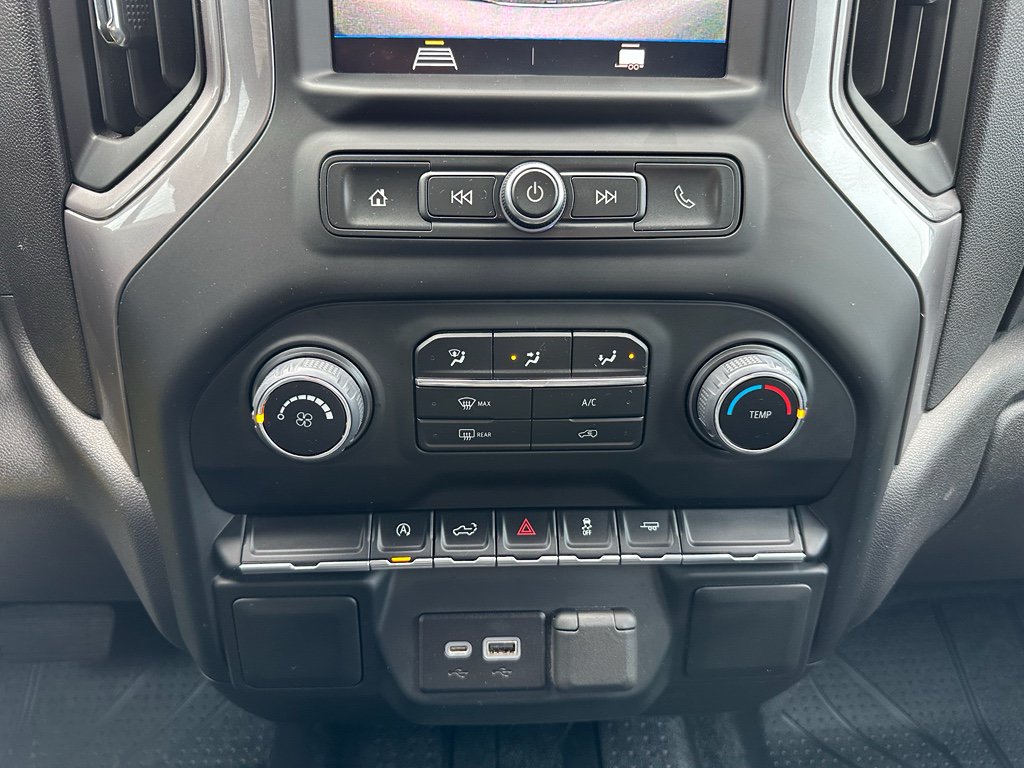 Used 2022 Chevrolet Silverado 1500 Custom w/ Safety Confidence Package RWD image 14