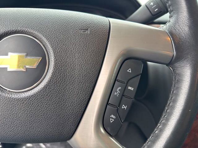 Used 2013 Chevrolet Avalanche LT image 17