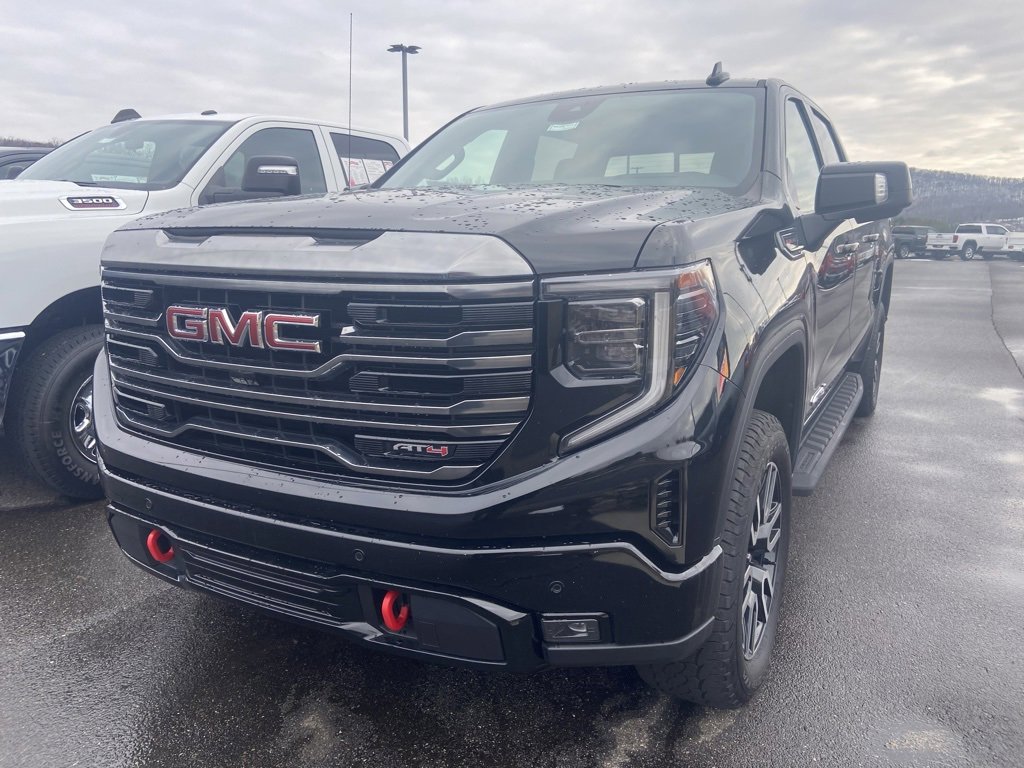 Used 2022 GMC Sierra 1500 AT4 w/ AT4 Premium Package