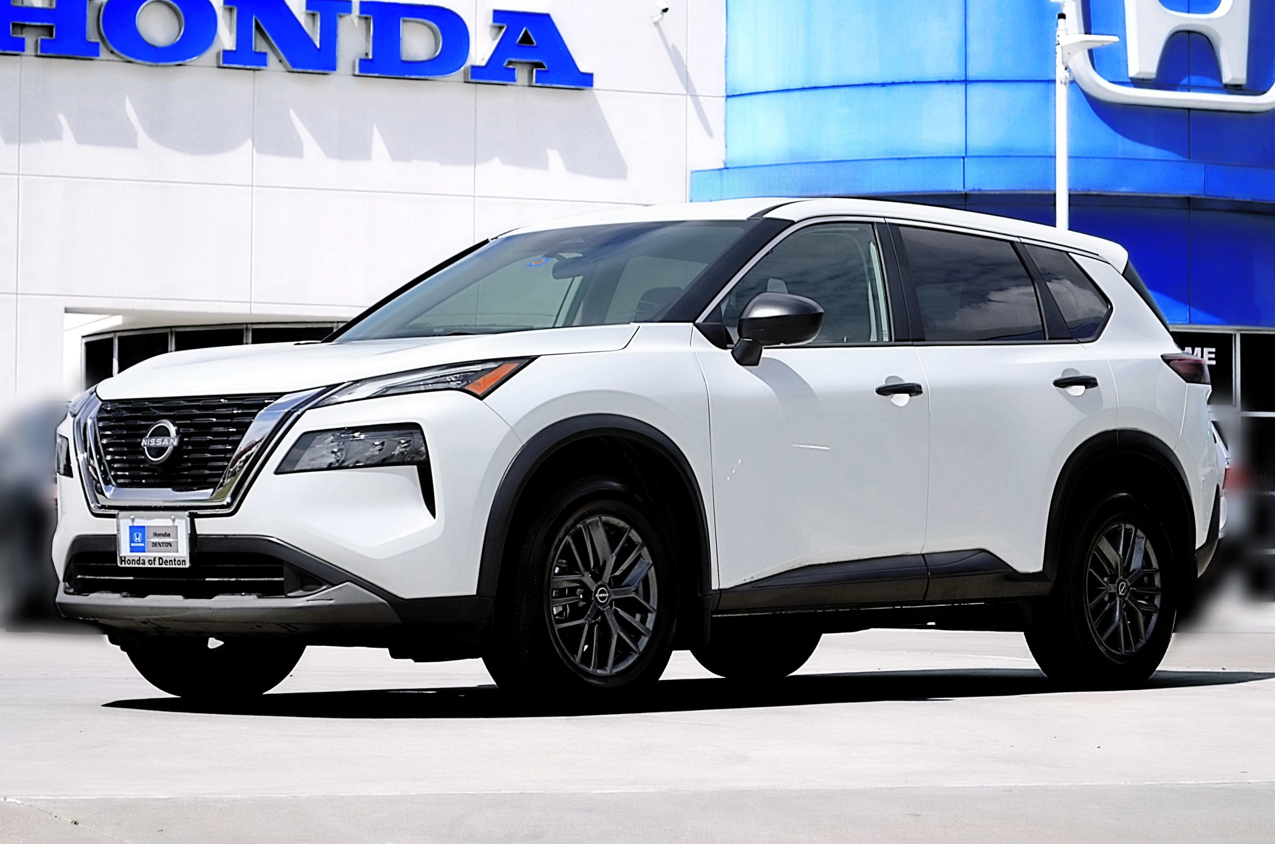 Used 2023 Nissan Rogue S FWD 360° Tour