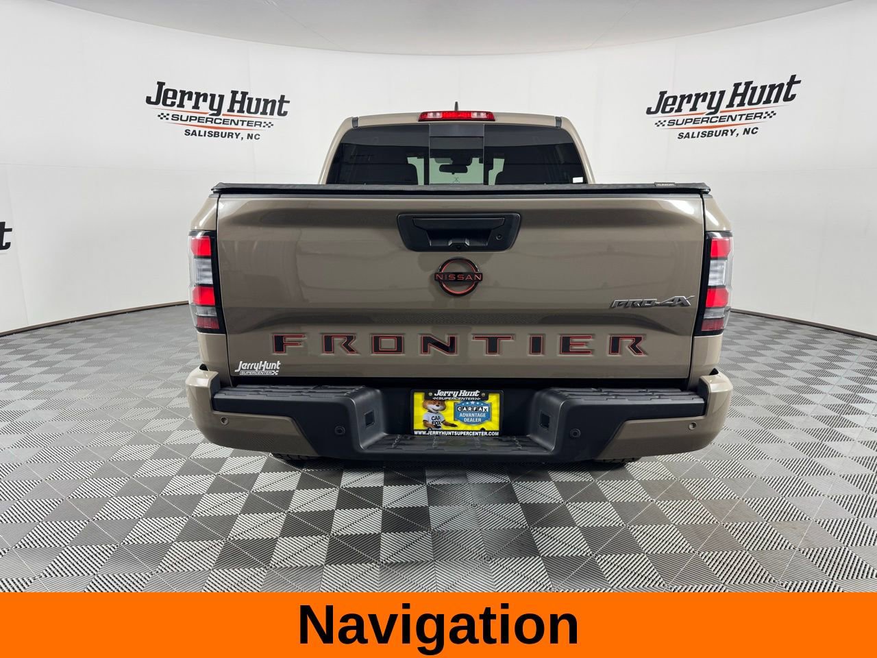 Used 2023 Nissan Frontier PRO-4X w/ Pro Convenience Package image 7