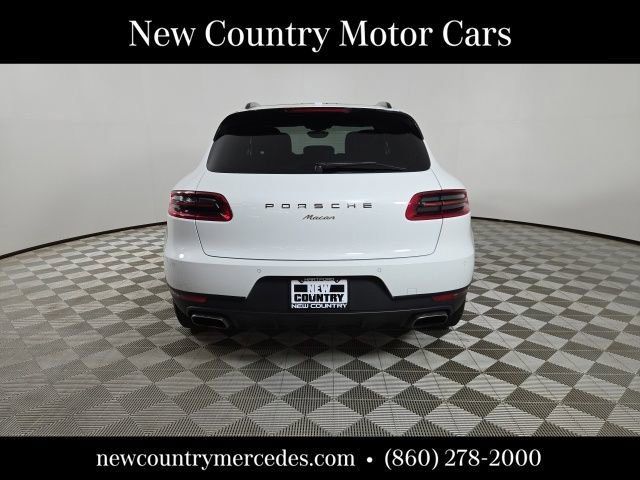 Used 2018 Porsche Macan Sport Edition AWD/4WD image 7