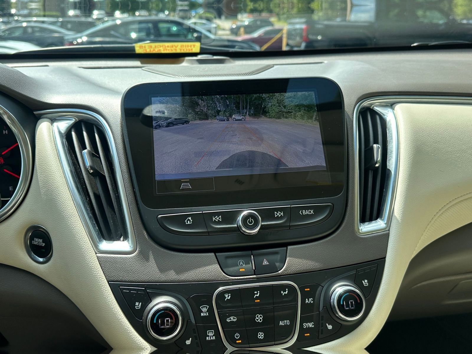 Used 2024 Chevrolet Malibu LT image 17