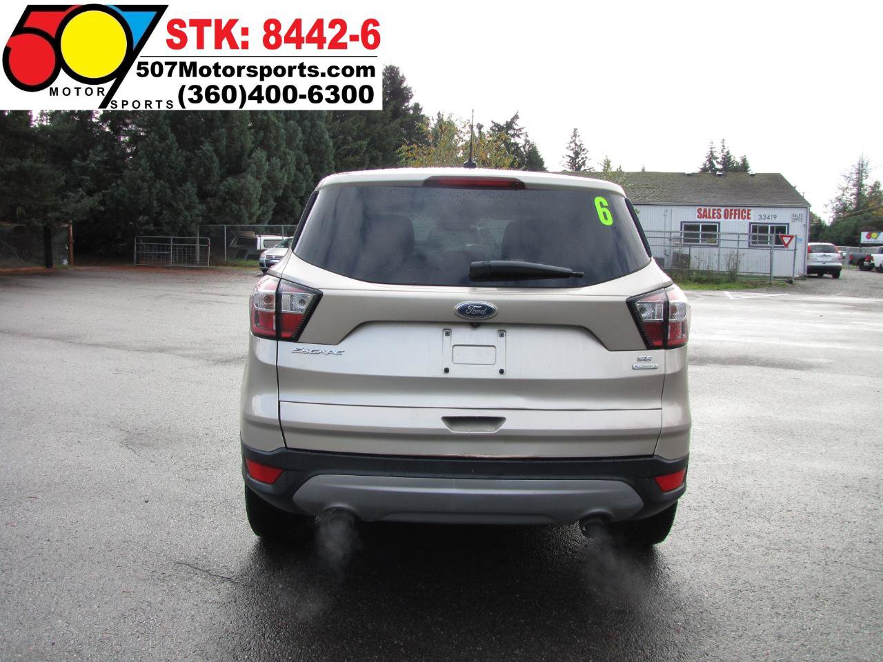 Used 2017 Ford Escape SE FWD image 6