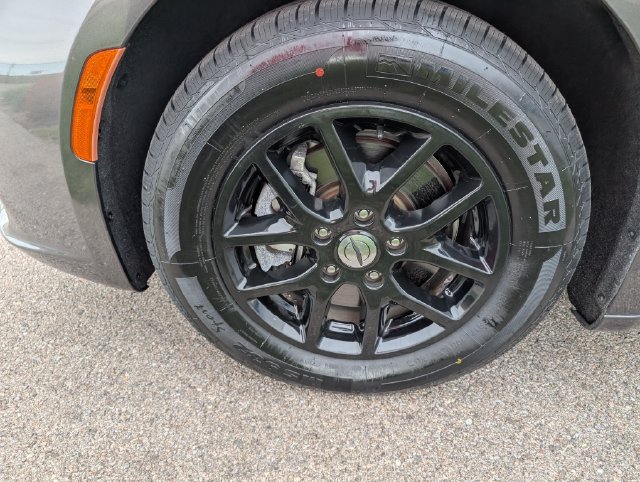 Used 2022 Chrysler Pacifica Touring-L FWD image 29