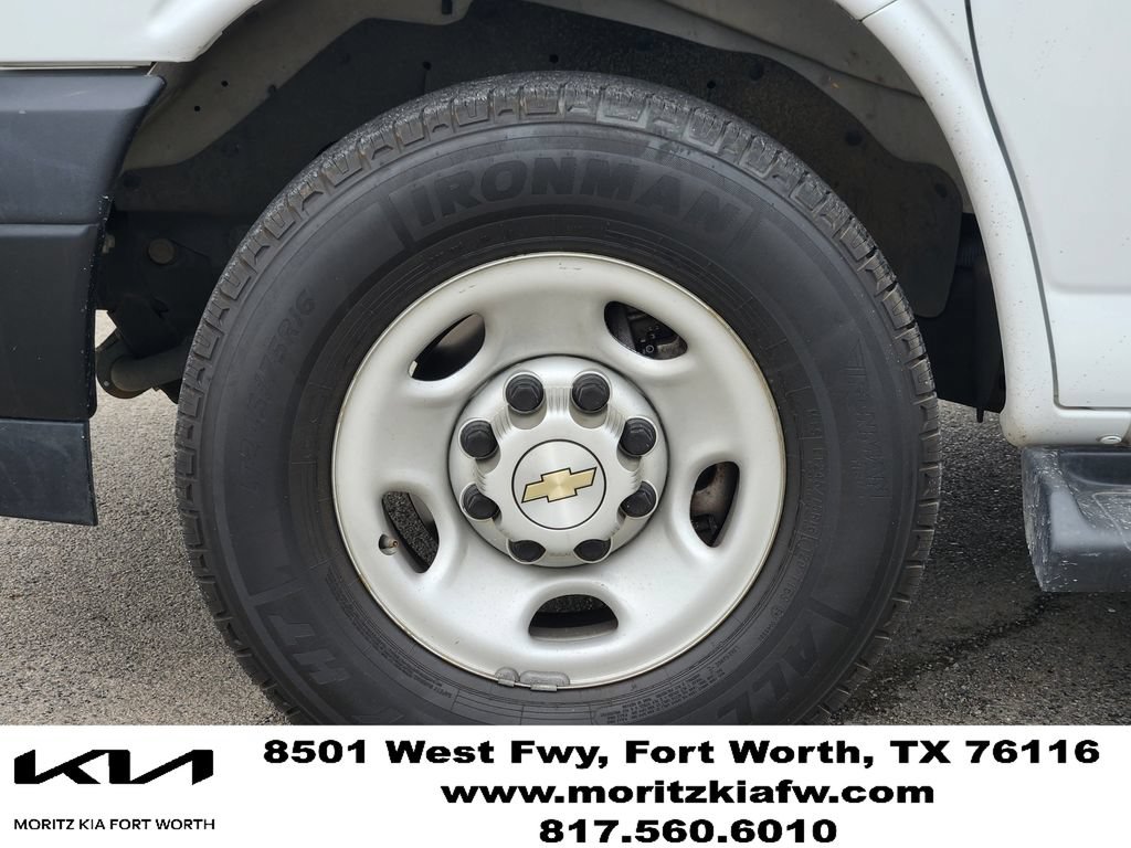 Used 2023 Chevrolet Express 3500 LS RWD image 9