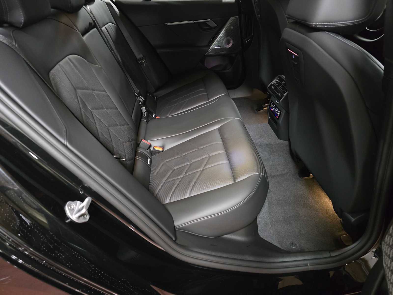 New 2026 BMW 530i xDrive 530i xDrive image 14