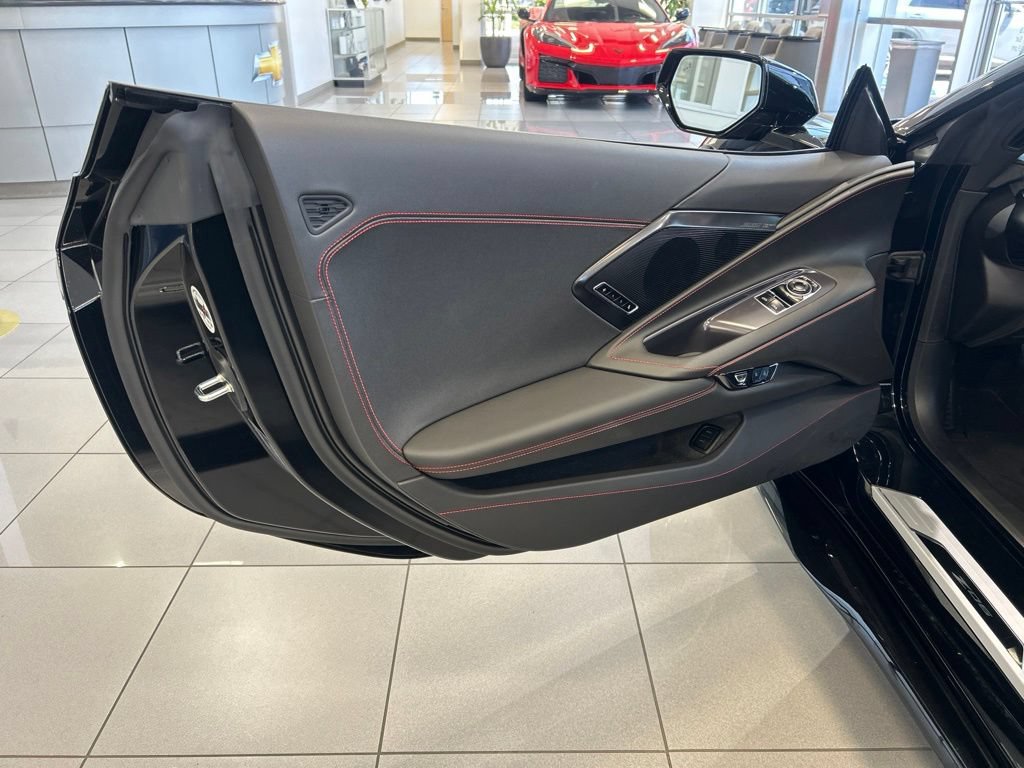 New 2027 Chevrolet Corvette Z06 RWD image 9