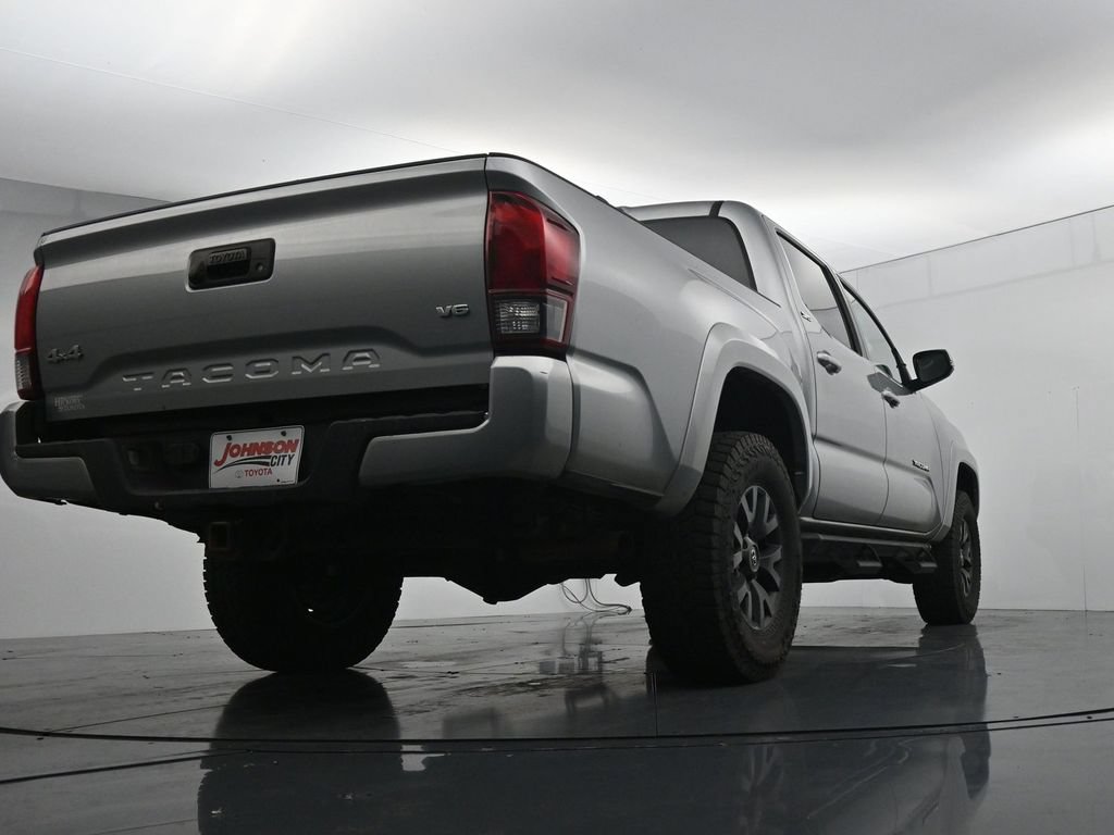Used 2023 Toyota Tacoma SR5 w/ Technology Package AWD/4WD image 22