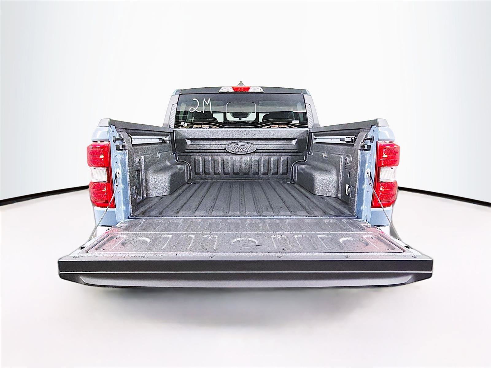 New 2026 Ford Maverick Lariat w/ Black Appearance Package image 26