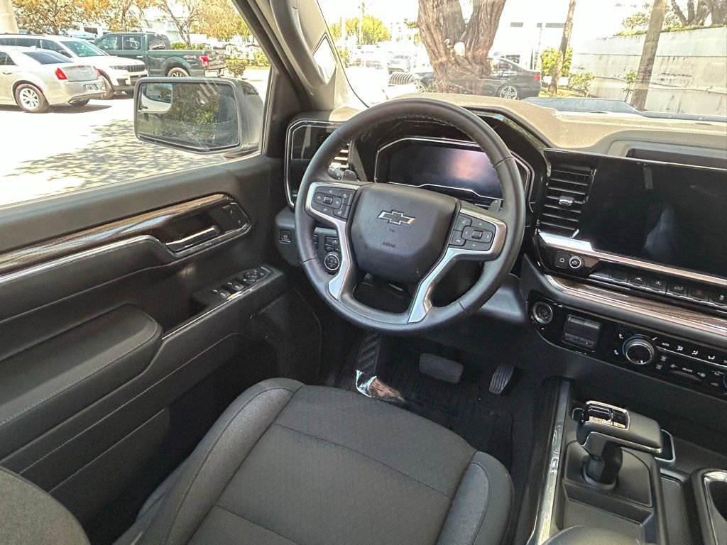 Used 2024 Chevrolet Silverado 1500 LT Trail Boss image 9