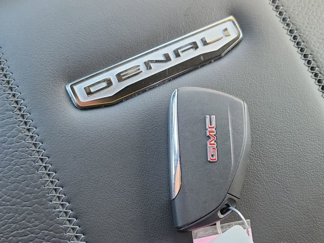 Certified 2025 GMC Yukon XL Denali image 40