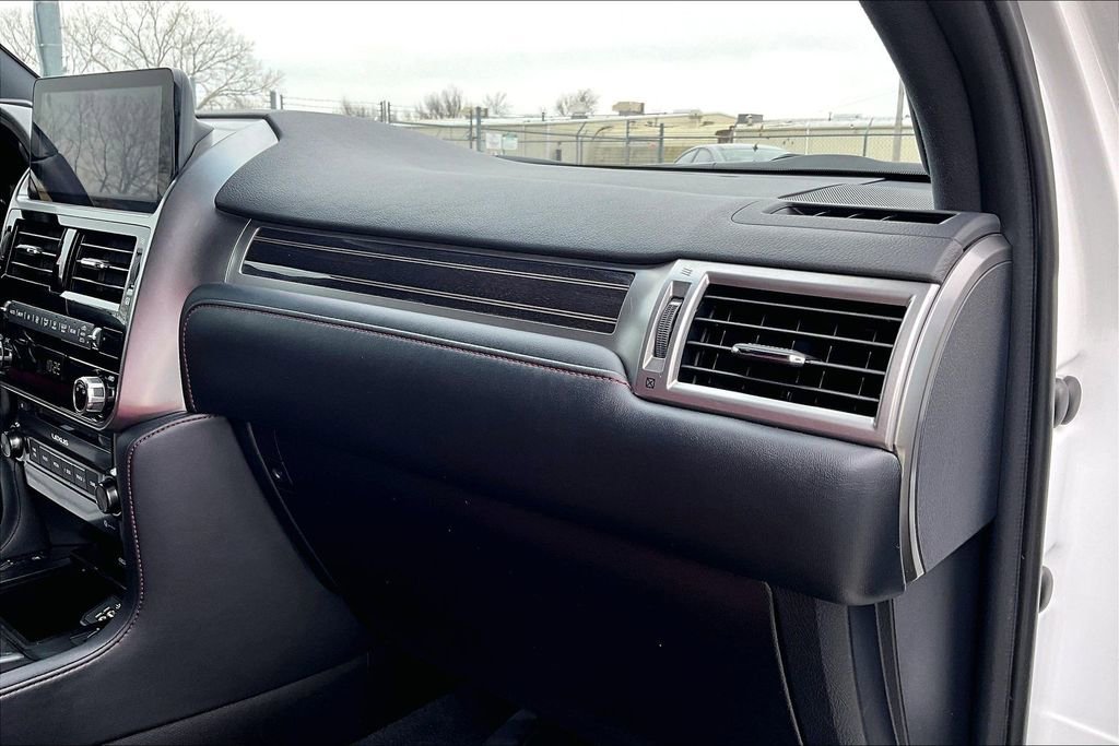 Used 2023 Lexus GX 460 Premium w/ Premium Package image 21