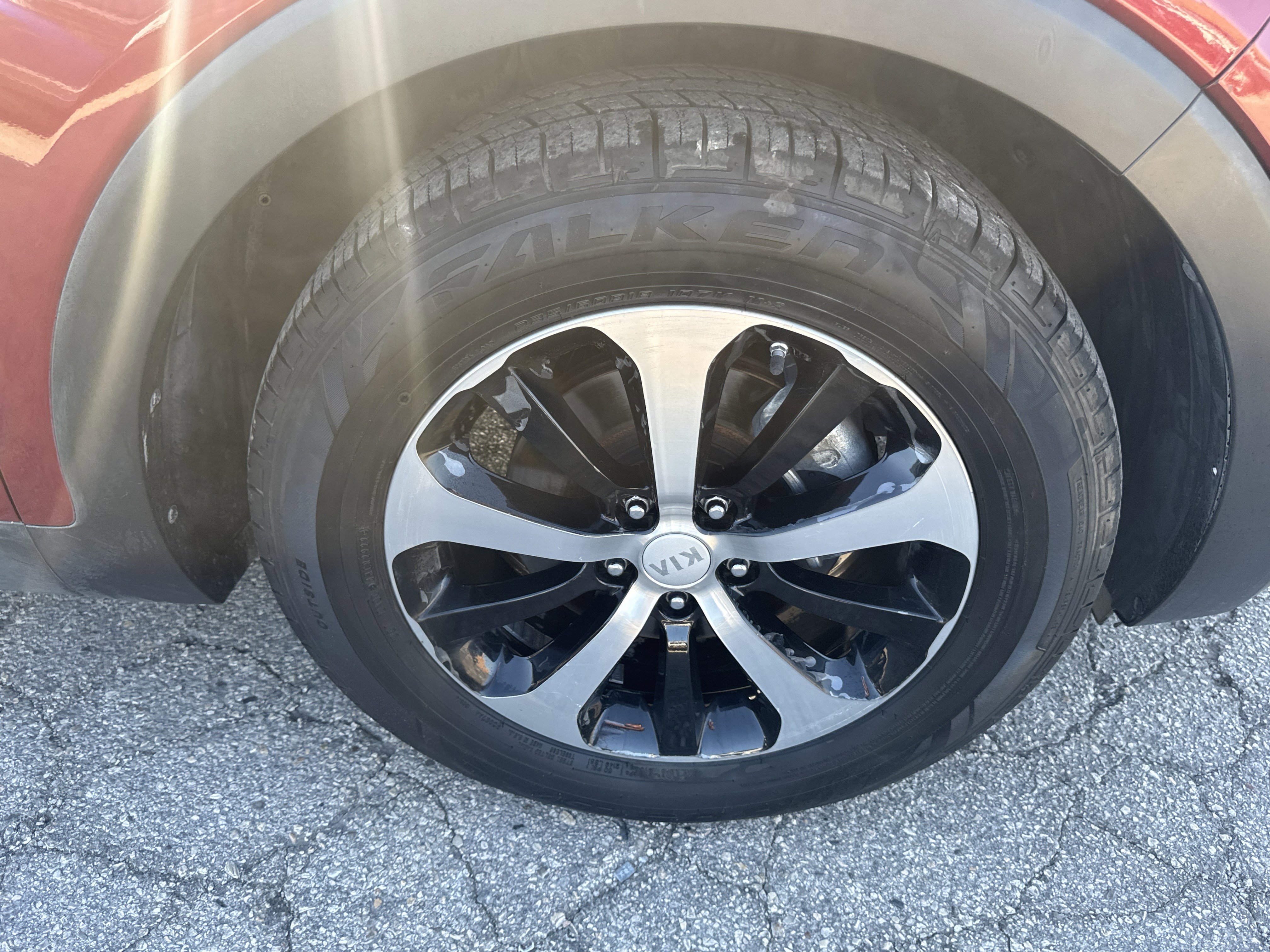 Used 2017 Kia Sorento EX image 11