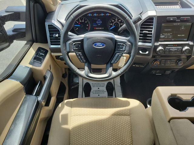 Used 2015 Ford F150 XLT w/ Equipment Group 302A Luxury RWD image 13