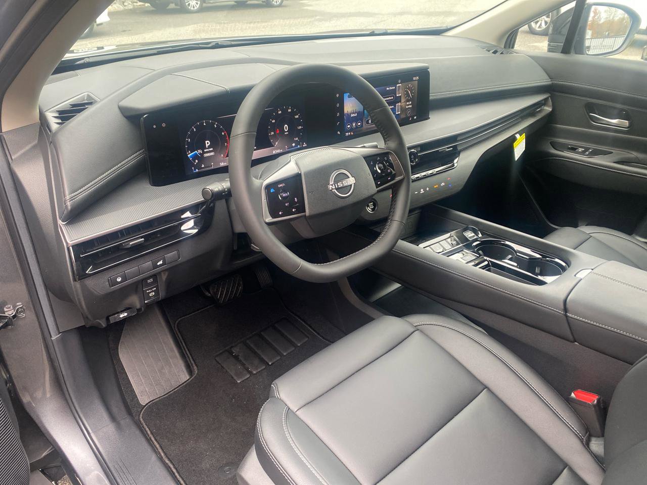 Used 2025 Nissan Murano SV AWD/4WD image 21