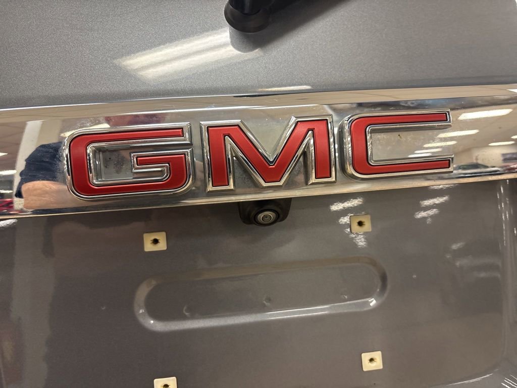 Used 2021 GMC Acadia SLE w/ Driver Convenience Package AWD/4WD image 9