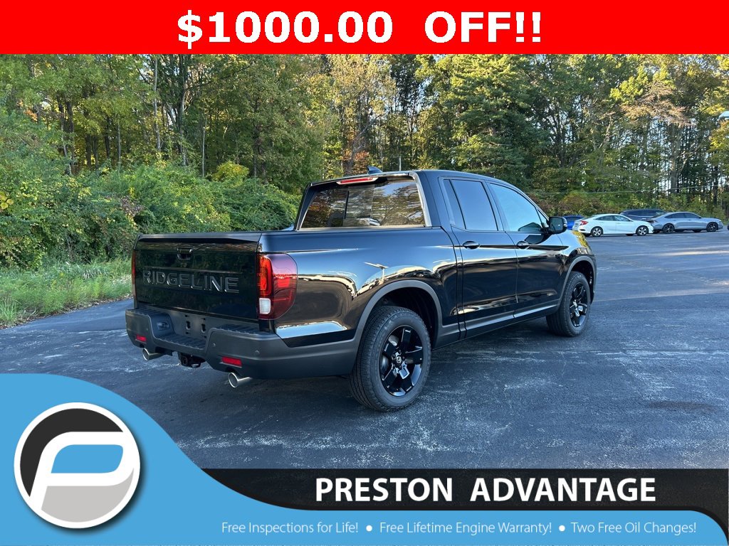 New 2026 Honda Ridgeline Black Edition image 2