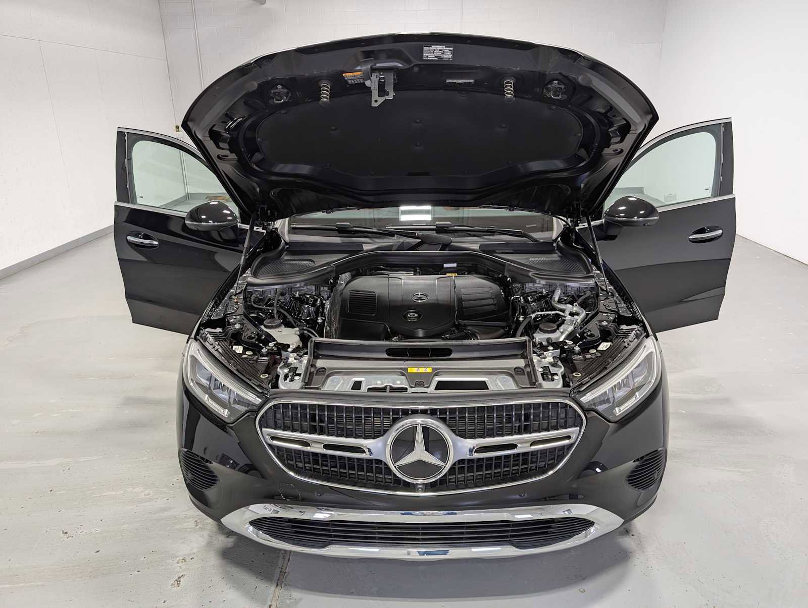 Certified 2026 Mercedes-Benz GLC 300 4MATIC image 13