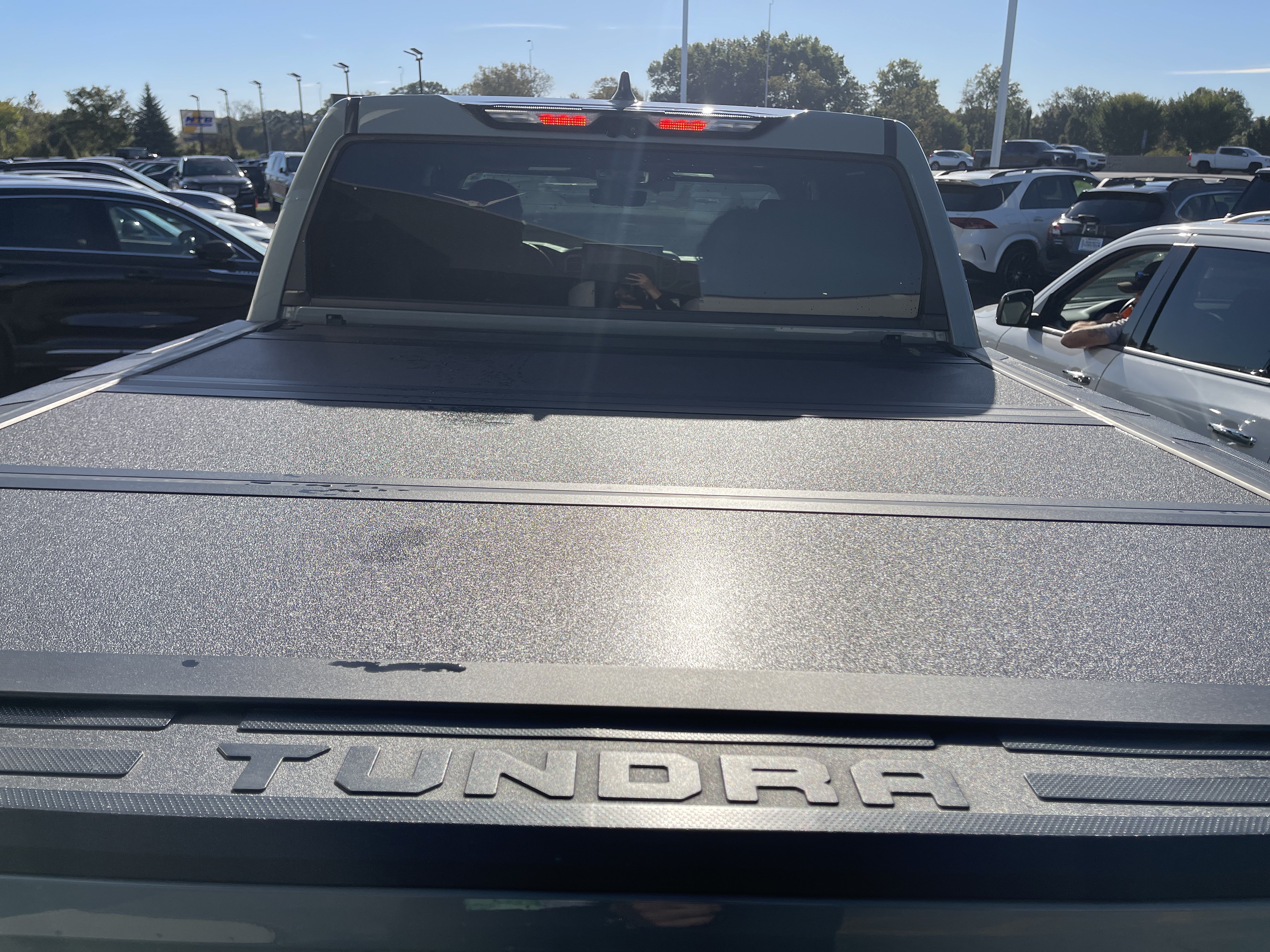 Used 2025 Toyota Tundra Limited AWD/4WD image 9