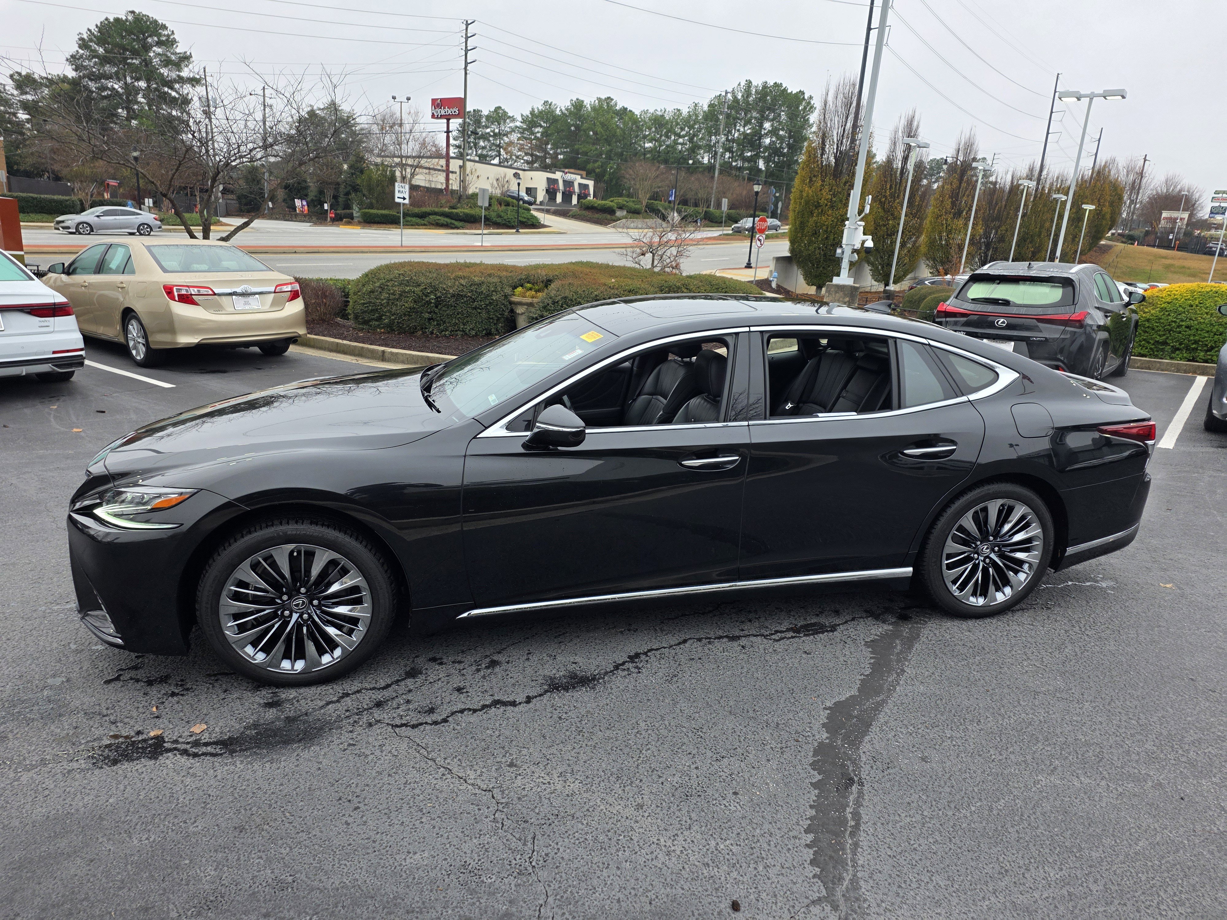 Used 2018 Lexus LS 500 image 2