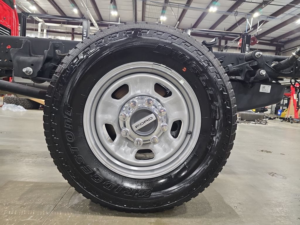 Used 2024 Ford F350 XL w/ Snow Plow Prep Package AWD/4WD image 26