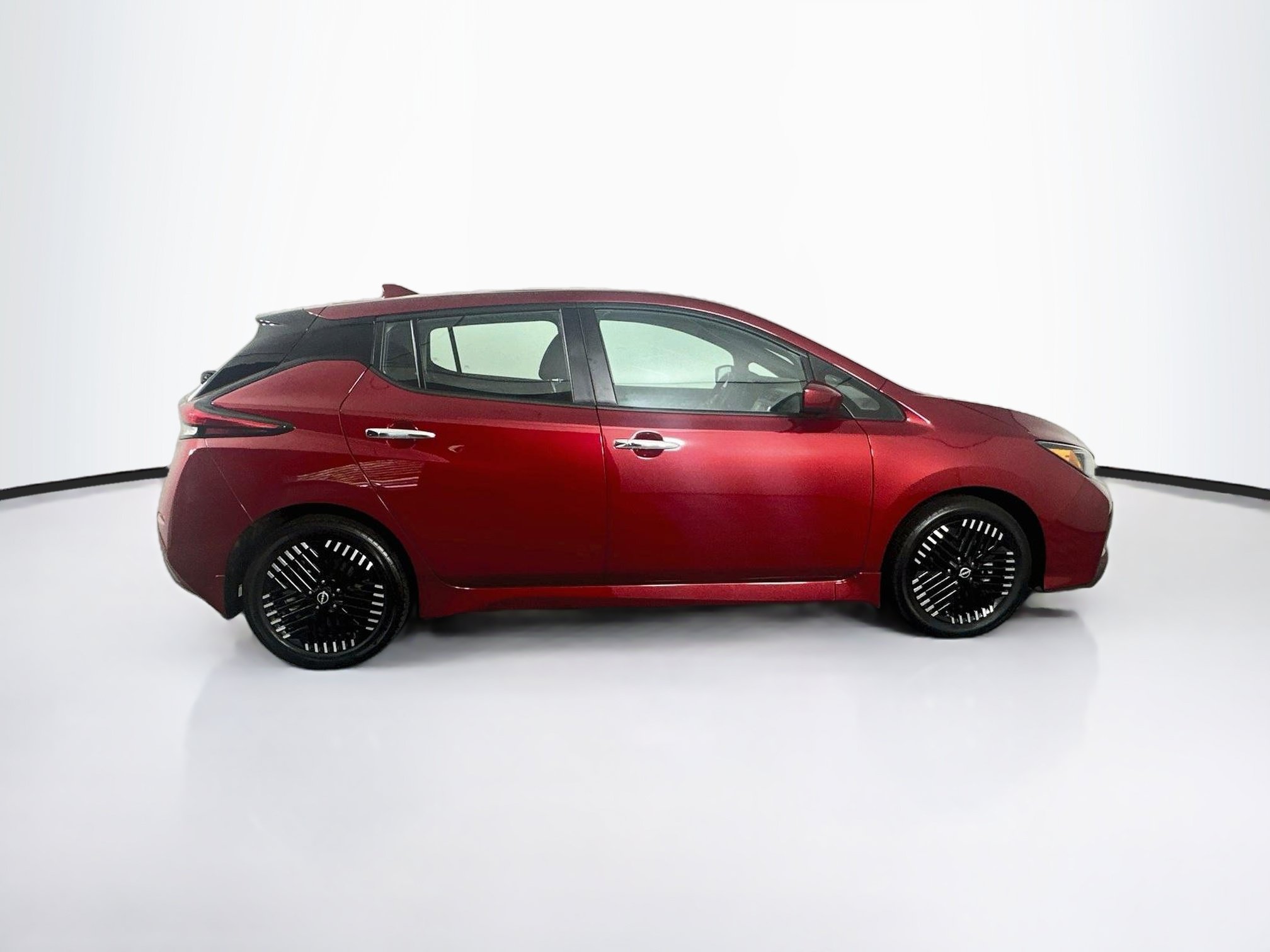 Used 2023 Nissan Leaf SV Plus FWD image 10