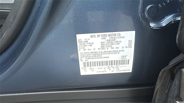 Used 2020 Ford Explorer Platinum w/ Premium Technology Package image 37