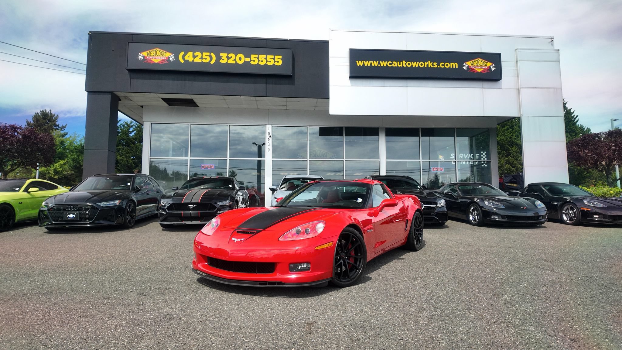 Used 2013 Chevrolet Corvette Z06 RWD image 3