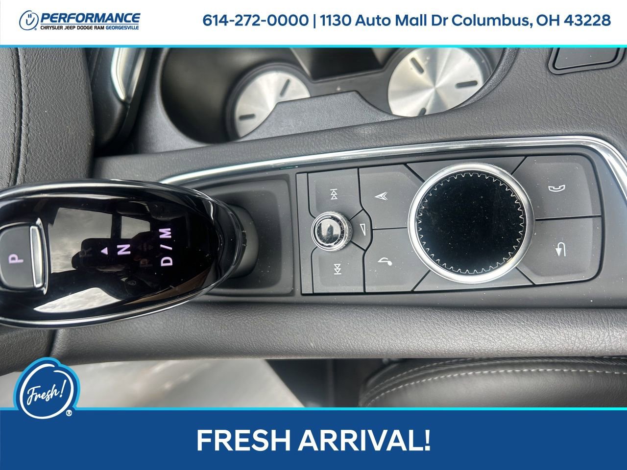 Used 2025 Cadillac XT5 Premium Luxury w/ Technology Package AWD/4WD image 24