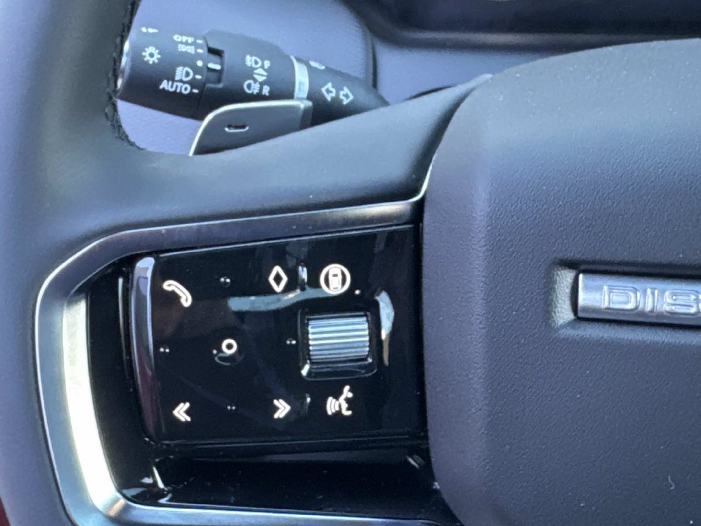 New 2026 Land Rover Discovery Sport Landmark AWD/4WD image 29