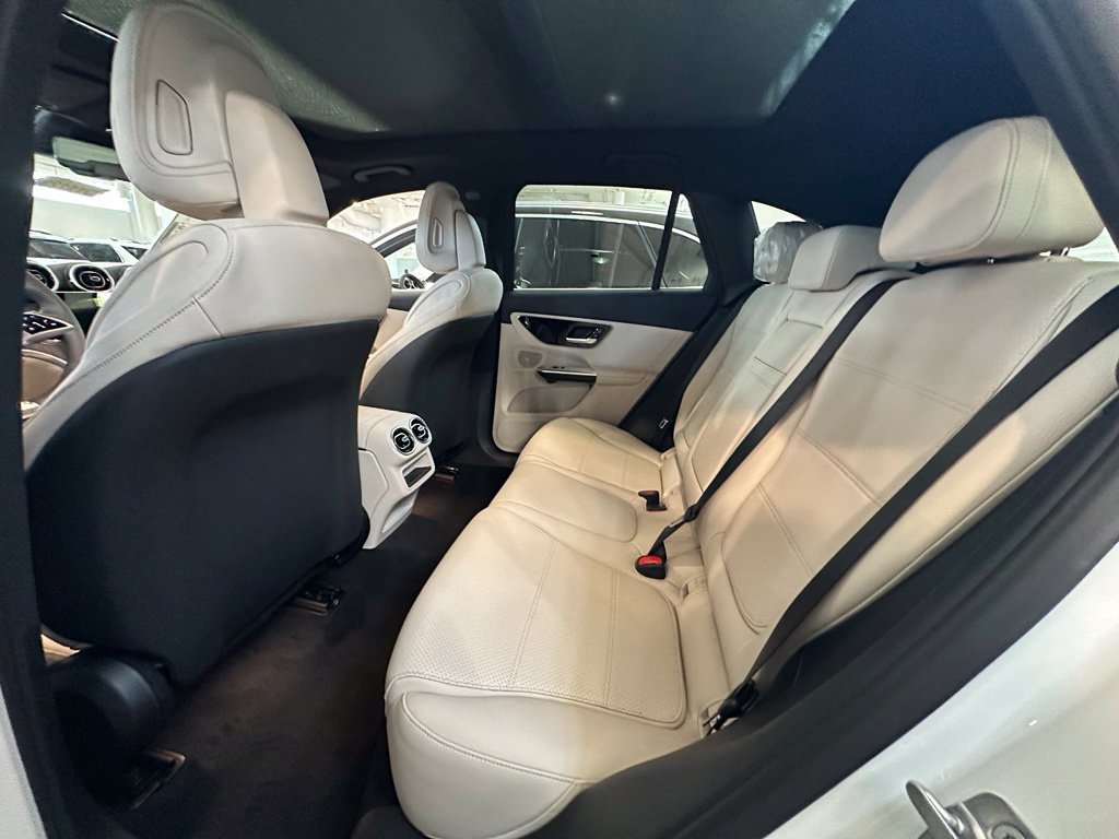 New 2027 Mercedes-Benz GLC 300 4MATIC image 10