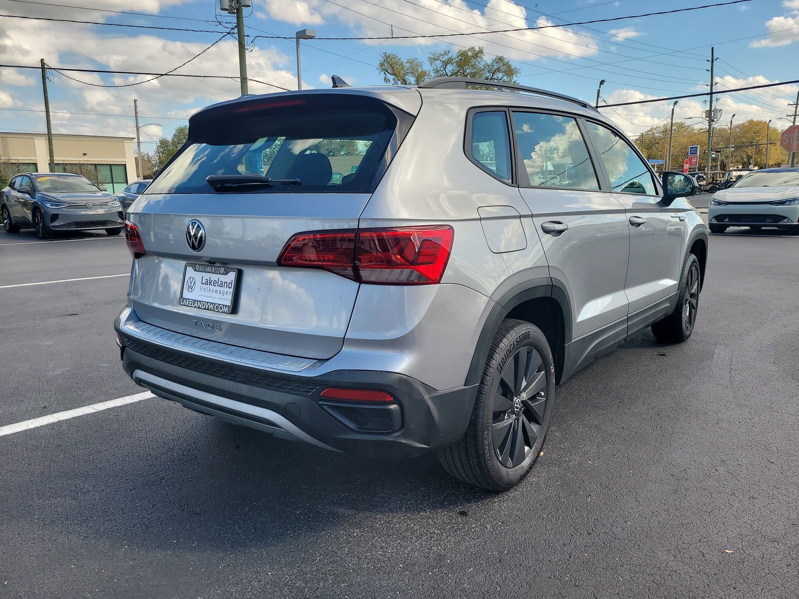 Used 2023 Volkswagen Taos S image 6