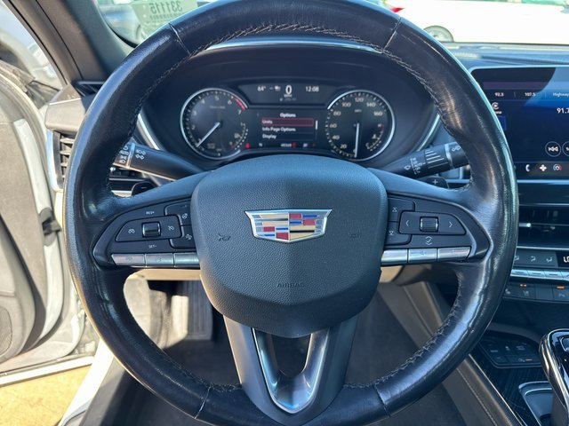 Used 2023 Cadillac CT5 Luxury image 3