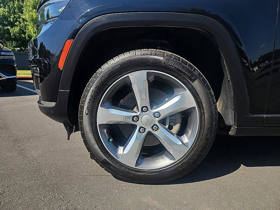 Used 2021 Jeep Grand Cherokee L Limited w/ Trailer Tow Group (B) AWD/4WD image 10