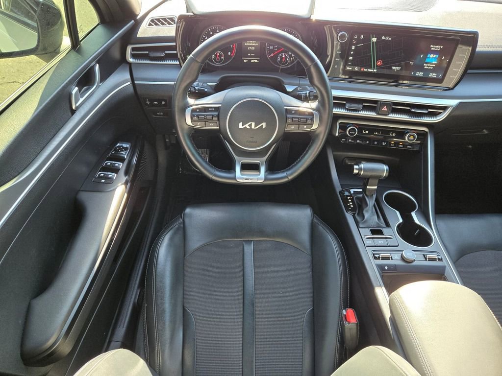 Used 2023 Kia K5 GT-Line w/ GT-Line Premium Package image 13