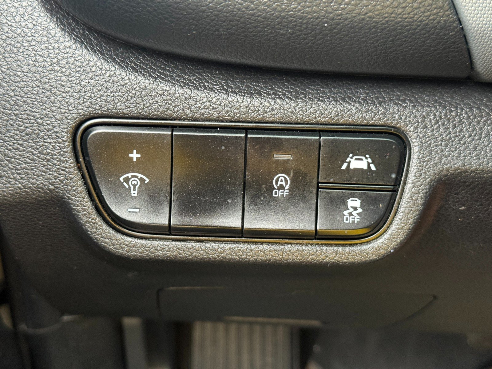 Used 2023 Kia Seltos LX AWD/4WD image 16
