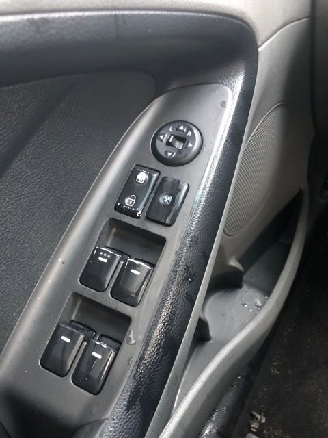 Used 2017 Kia Forte LX image 34