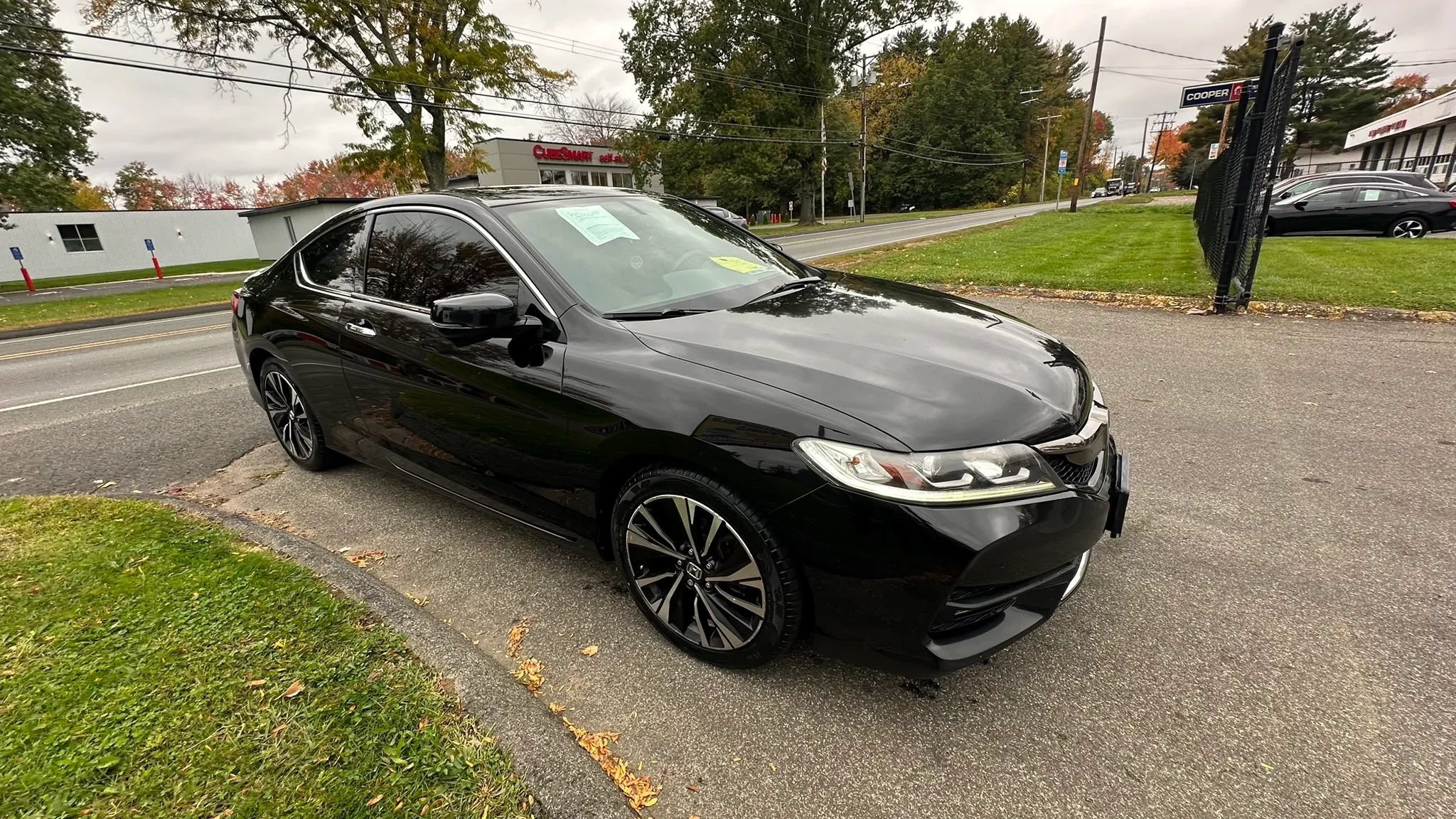 Used 2016 Honda Accord EX-L image 3