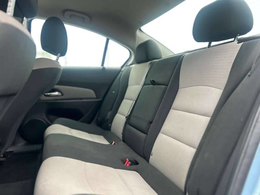 Used 2012 Chevrolet Cruze LS FWD image 15