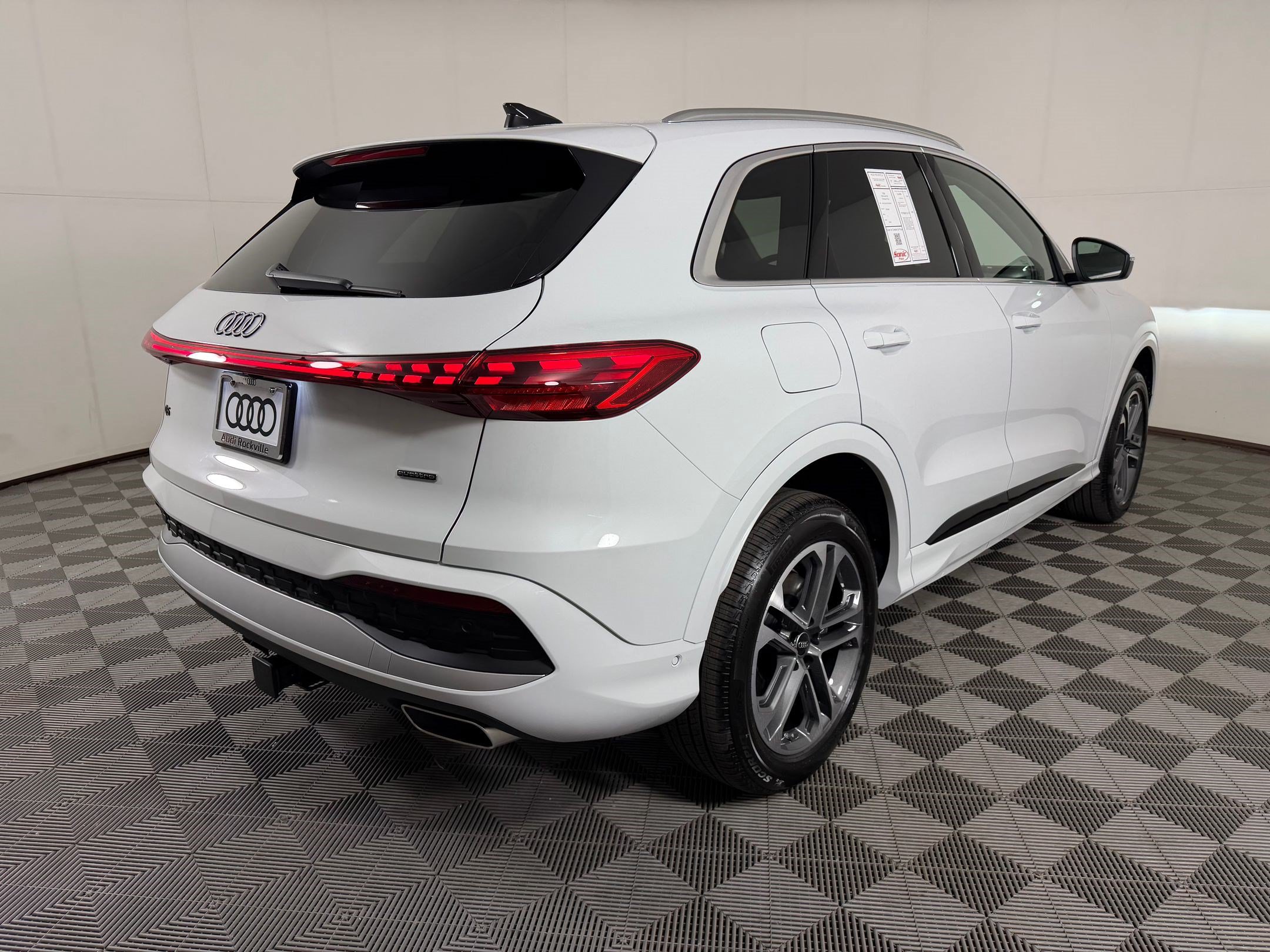New 2026 Audi Q5 Premium Plus AWD/4WD image 9