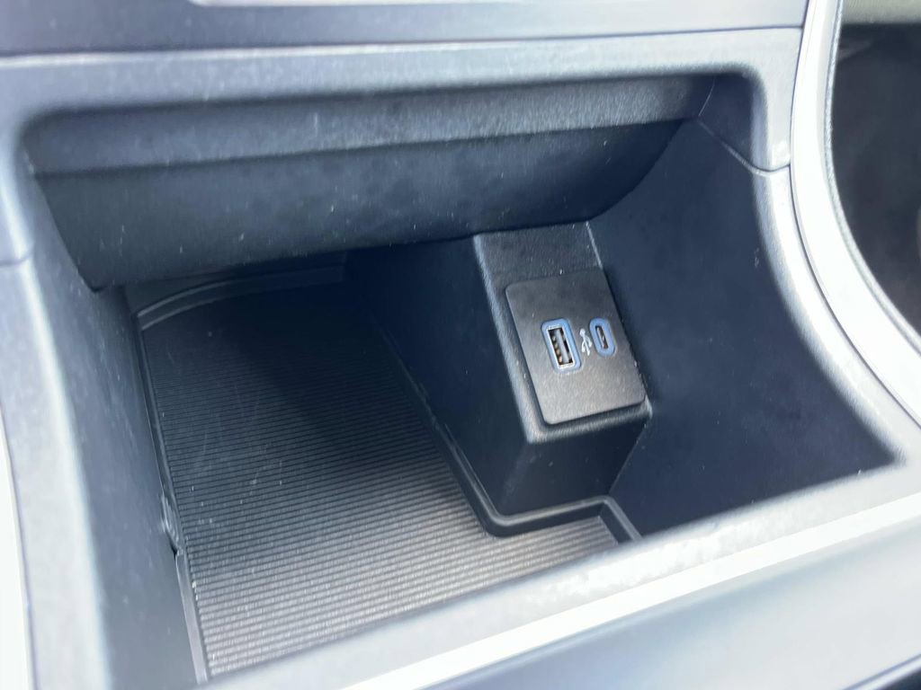 Used 2024 Ford Edge SE image 34