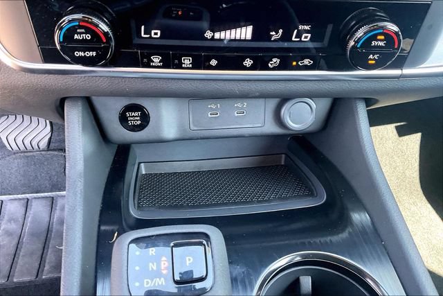 Certified 2026 Nissan Rogue SV AWD/4WD image 29