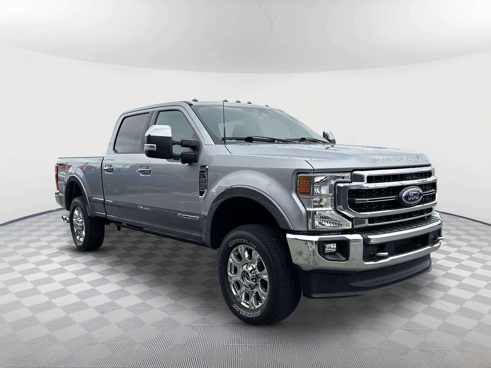 Used 2022 Ford F250 Lariat w/ Chrome Package image 2