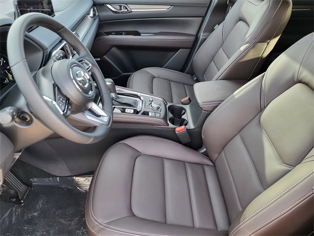 New 2025 MAZDA CX-5 Signature image 6