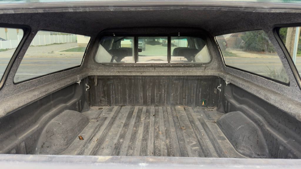 Used 2001 Toyota Tundra Limited AWD/4WD image 7
