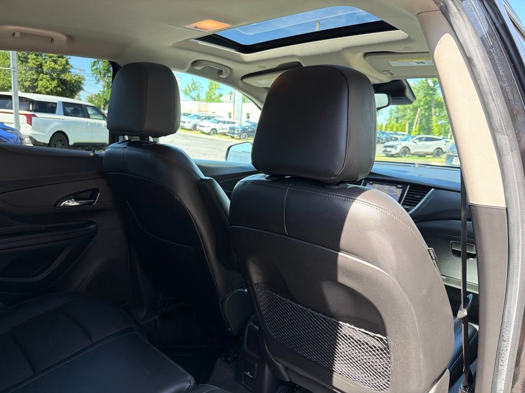Used 2018 Buick Encore Premium w/ Experience Buick Package AWD/4WD image 14